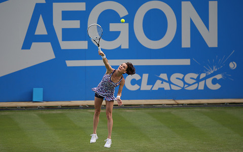 Coco Vandeweghe puts out number one seed Agnieszka Radwanska in Birmingham