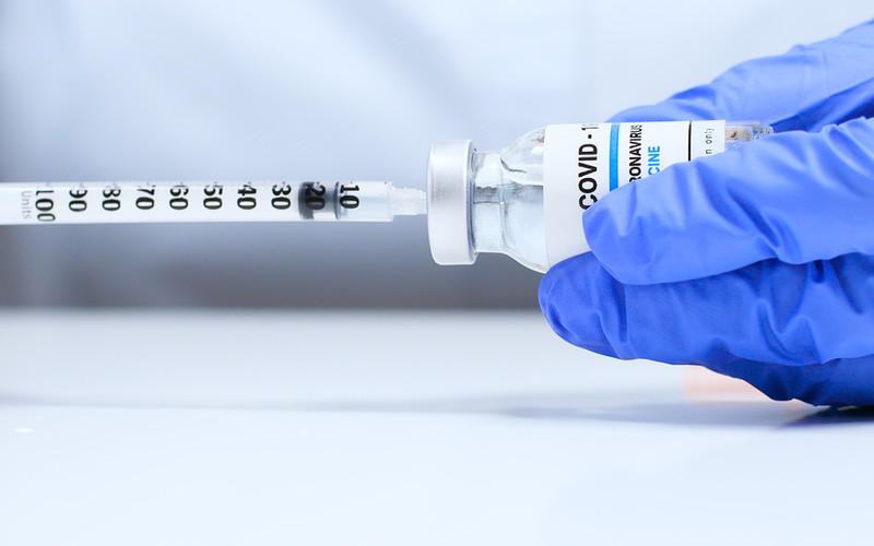 EMA bada wniosek ws. trzeciej dawki szczepionki Moderna