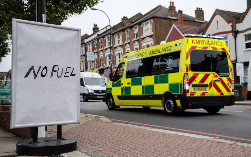 London ambulance crew has to visit 5 petrol stations before finding fuel