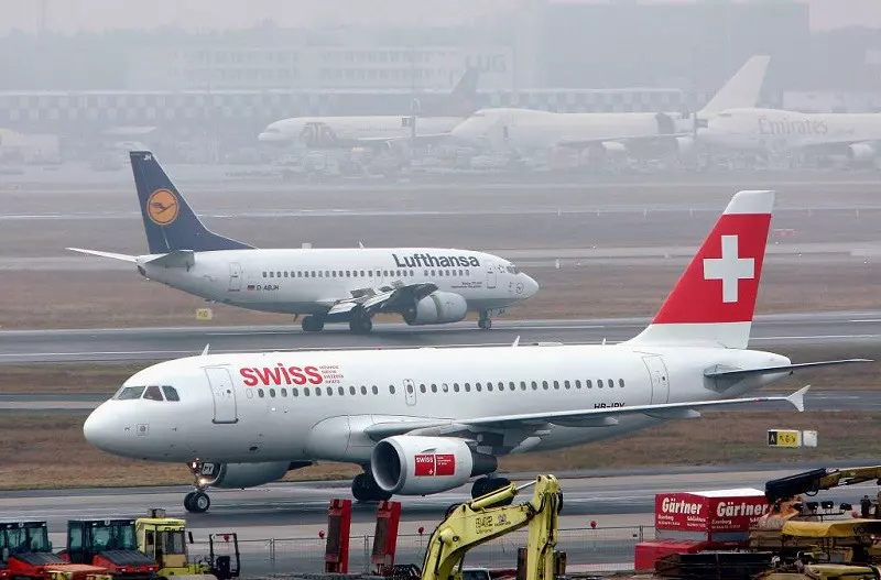 Linie lotnicze Swiss zwolnią niezaszczepionych pracowników