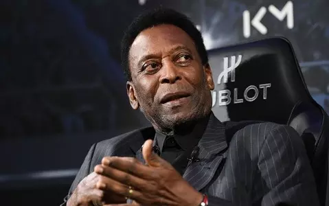 Pele released from hospital, undergoing chemo