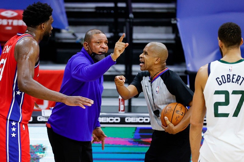 NBA to let coaches challenge out-of-bounds rulings within final two minutes of game