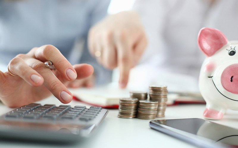 Nowy limit cen energii. Milionom gospodarstw domowych w UK grożą wyższe rachunki za gaz i prąd