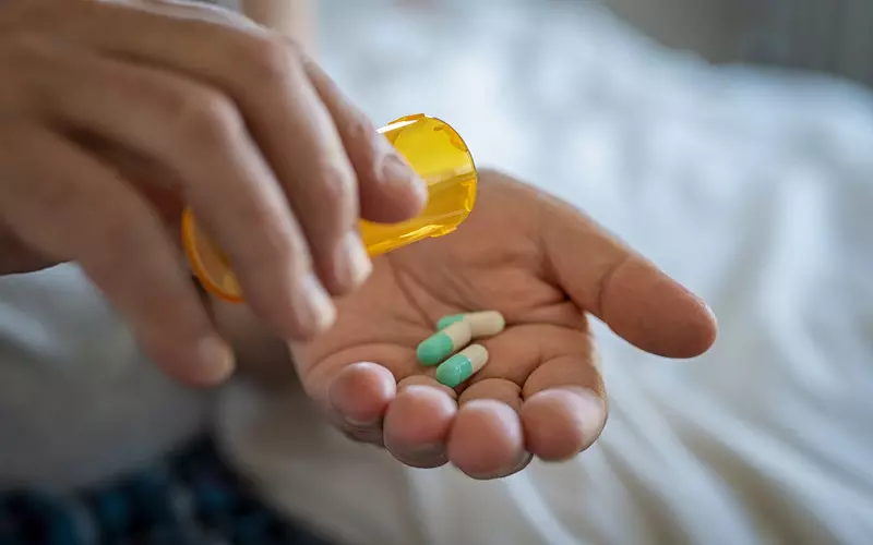 Antydepresanty w UK coraz popularniejsze. Naukowcy radzą, kiedy je odstawić