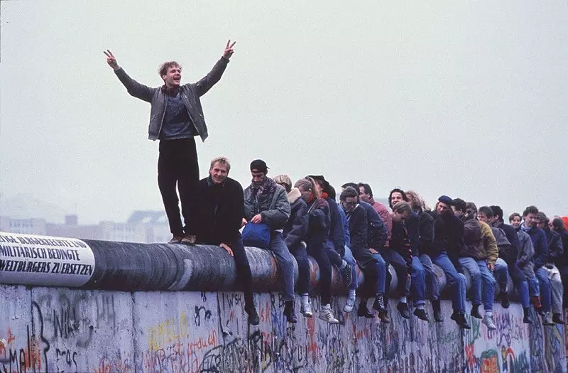 One country, two societies? Germany 31 years after reunification