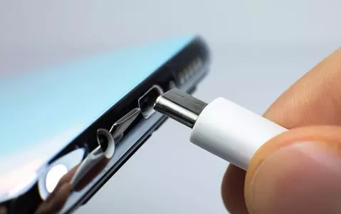 EU rules to force USB-C chargers for all phones