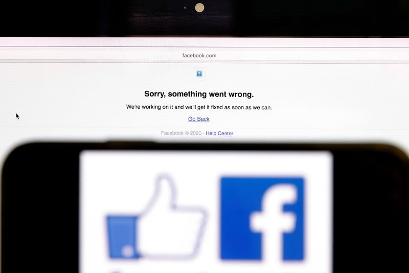 Facebook apologises as services including Instagram hit again