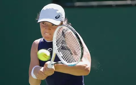 Iga Swiatek rolls into 3rd round at Indian Wells