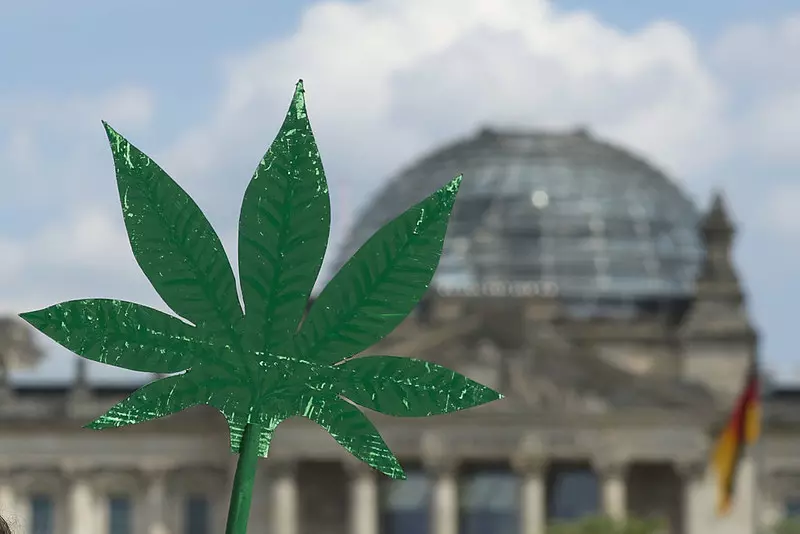 Niemcy: Policja ostrzega polityków przed legalizacją marihuany