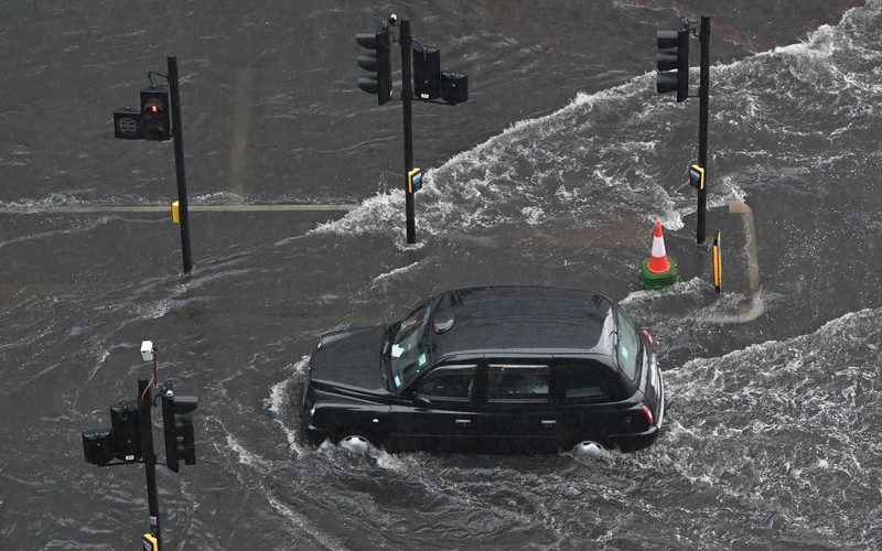 London must prepare for more extreme weather and flooding