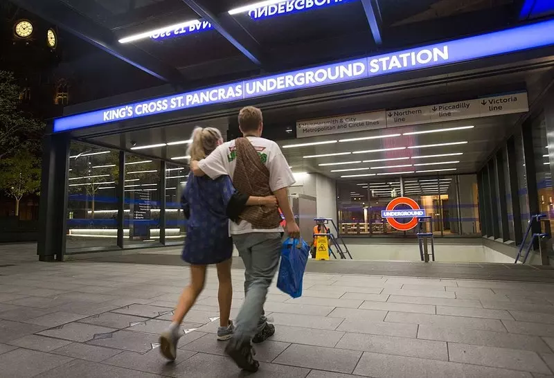 Po 20 miesiącach przerwy w Londynie wrócą nocne linie metra