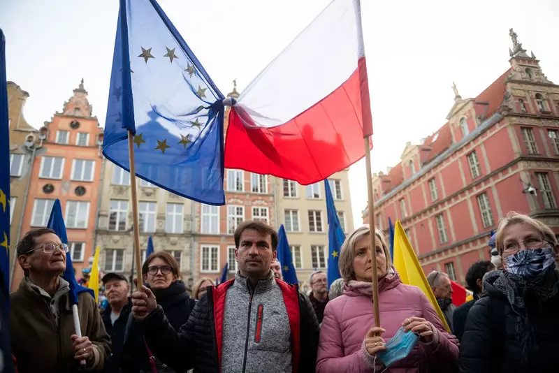 "The Spectator": W polityce UE wobec Polski i Węgier potrzebna jest współpraca