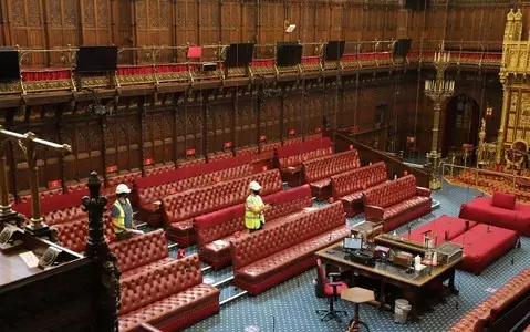 Experts investigate crumbling stonework and hidden cracks in the Houses of Parliament