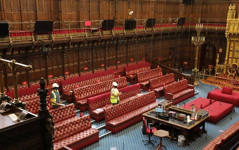 Budynek parlamentu UK się sypie. Trwają przygotowania do jego renowacji