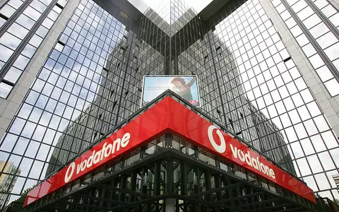 Vodafone switches to recycled plastic SIM cards