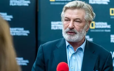 Alec Baldwin fatally shoots woman with prop gun on movie set