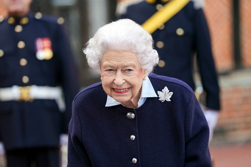 The Queen back at Windsor after hospital stay