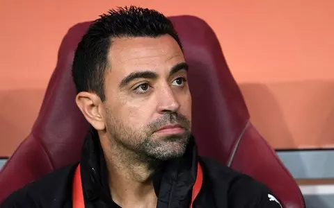 Xavi leads candidates to replace sacked Koeman at Barcelona