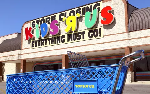 Toys R Us set to return to UK with high street and online stores