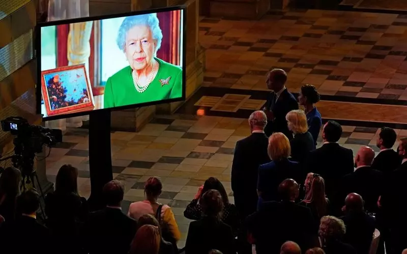 COP26: Elizabeth II appeals to politicians to act for future generations