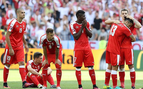 Szwajcaria pokonana, Polska w ćwierćfinale