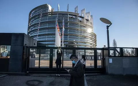 European Parliament requires COVID passport for entry