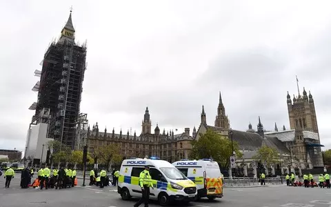 34 climate activists blocking access to parliament were arrested