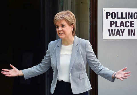 Sturgeon: Szkocja może spróbować zablokować Brexit