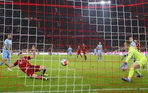 Bayern Munich down Freiburg to go four points clear in Bundesliga