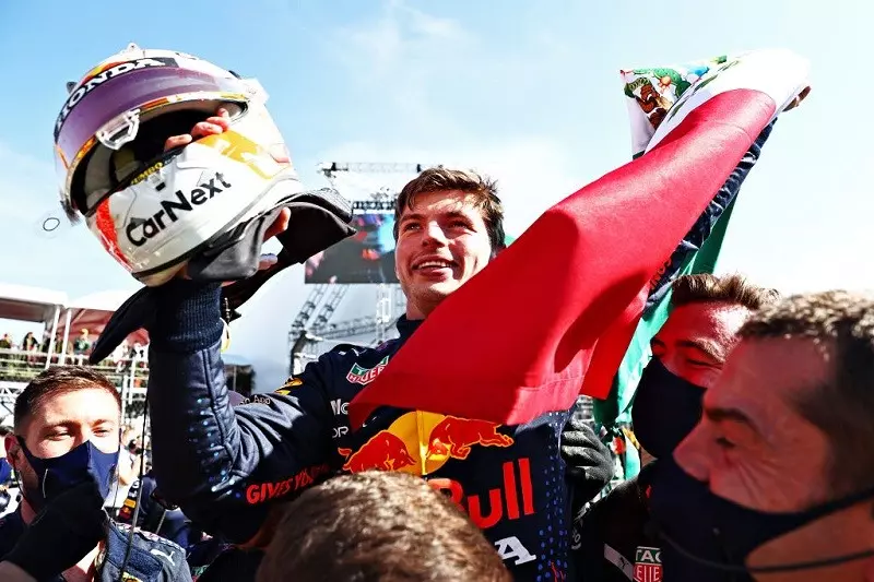 Max Verstappen wins in Mexico, extends lead in F1 title chase