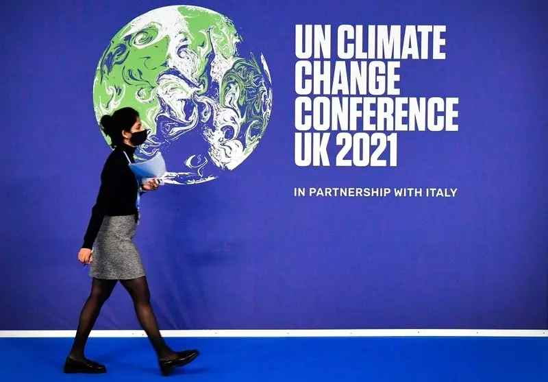 BBC: Lobby przemysłu paliw kopalnych ma na szczycie COP26 najwięcej delegatów 