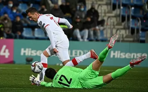 Poland beat Andorra to secure World Cup playoff place