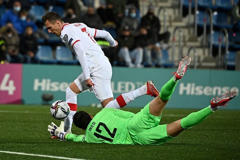 Poland beat Andorra to secure World Cup playoff place