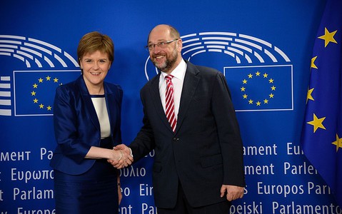 Nicola Sturgeon: Scotland determined to stay in EU