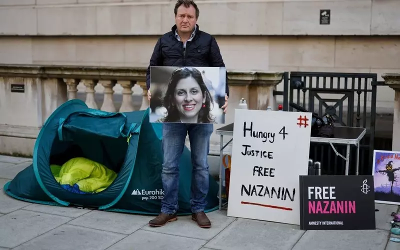 Mąż przetrzymywanej w Iranie Zaghari-Ratcliffe po 21 dniach zakończył strajk głodowy