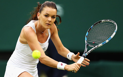 Wimbledon 2016: Agnieszka Radwanska beats Kateryna Kozlova to reach round two