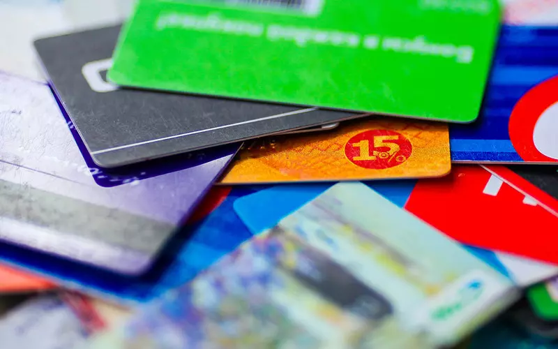 UK: Eksperci ostrzegają przed zakupem kart podarunkowych na święta