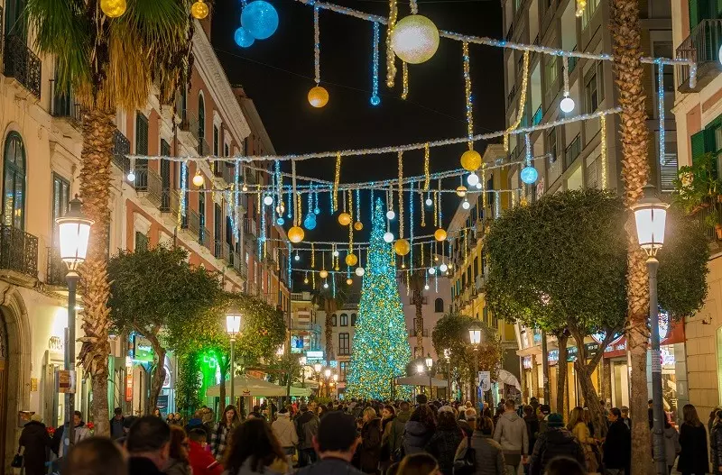 Włosi marzą o "białych świętach". Lokalne władze reagują