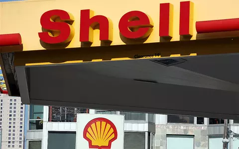 Shell to move from the Netherlands to the UK