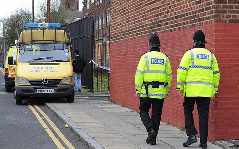 Brytyjska policja: Wzrost przestępczości motywowanej nienawiścią