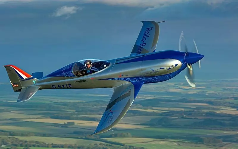 Samolot Rolls-Royce'a pobił rekord prędkości samolotów elektrycznych