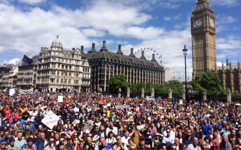 "Chcemy powrotu do UE!". Zakończył się londyński marsz przeciwko Brexitowi