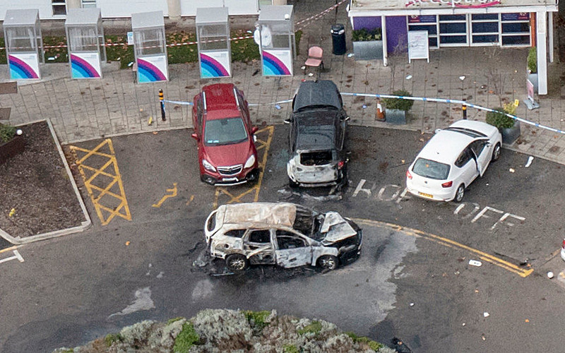Taksówkarz, w samochodzie którego wybuchła bomba: To cud, że żyję