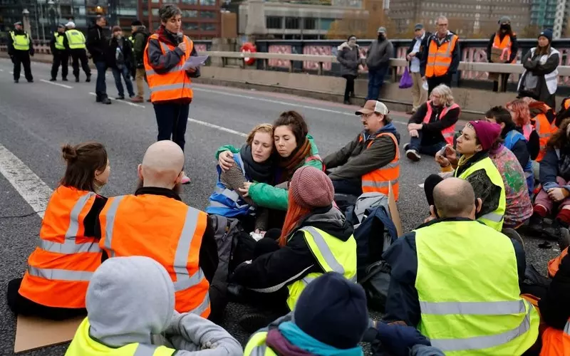 Londyn: Już 124 osoby aresztowane po blokadzie dwóch mostów
