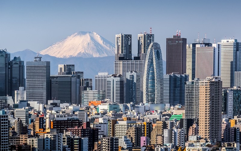 W Japonii wariant Delta sam się unicestwił, nie był w stanie się skopiować