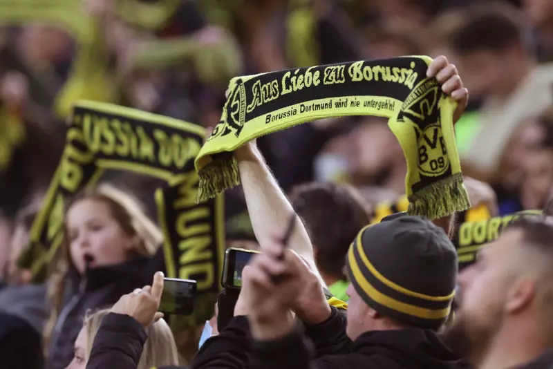 Piłkarska LM: Fani Borussii Dortmund wywołali zamieszki w Lizbonie