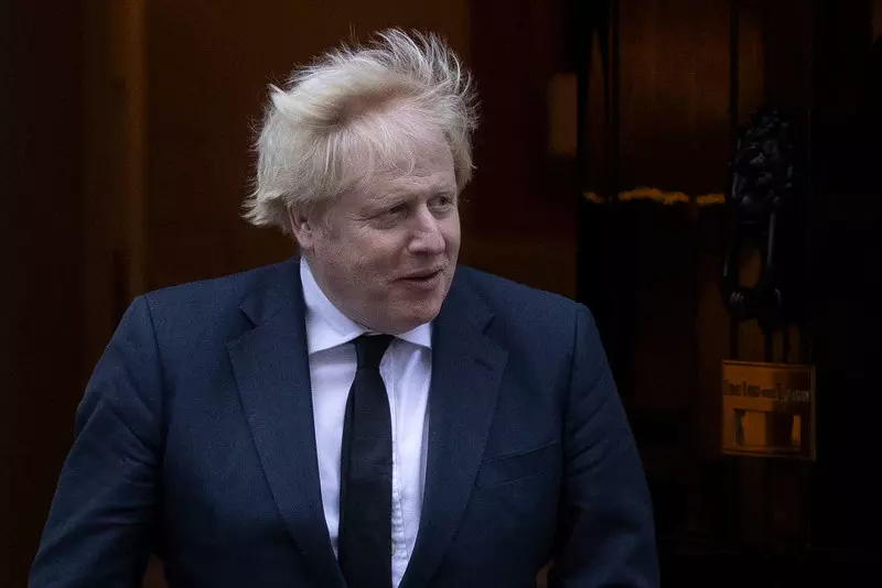 Johnson ostrzega, że Londyn może zawiesić protokół północnoirlandzki