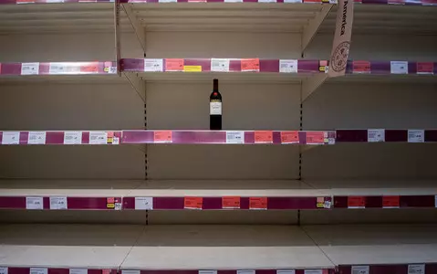 Warning of wine and spirits shortage at Christmas