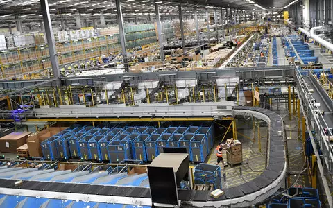 Amazon ready for Black Friday. Employees will be supported by over 2.5 thousand. robots