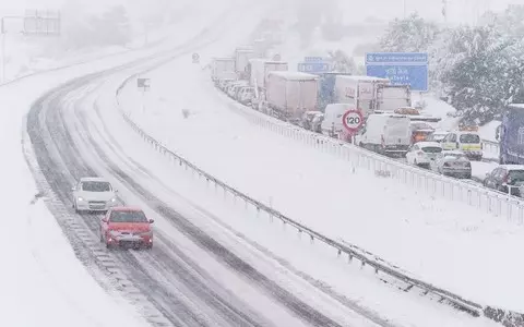 Winter attack paralysed road traffic in France and Spain